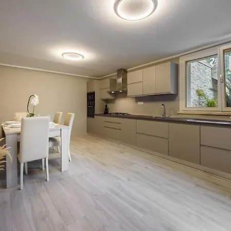 Casa With Pool 300M Beach 3 Bedrooms Apartamento Forte dei Marmi